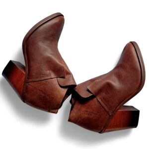 Kelsi Dagger Brooklyn Watchman Leather  Booties Brown/Red NWOT 9.5
